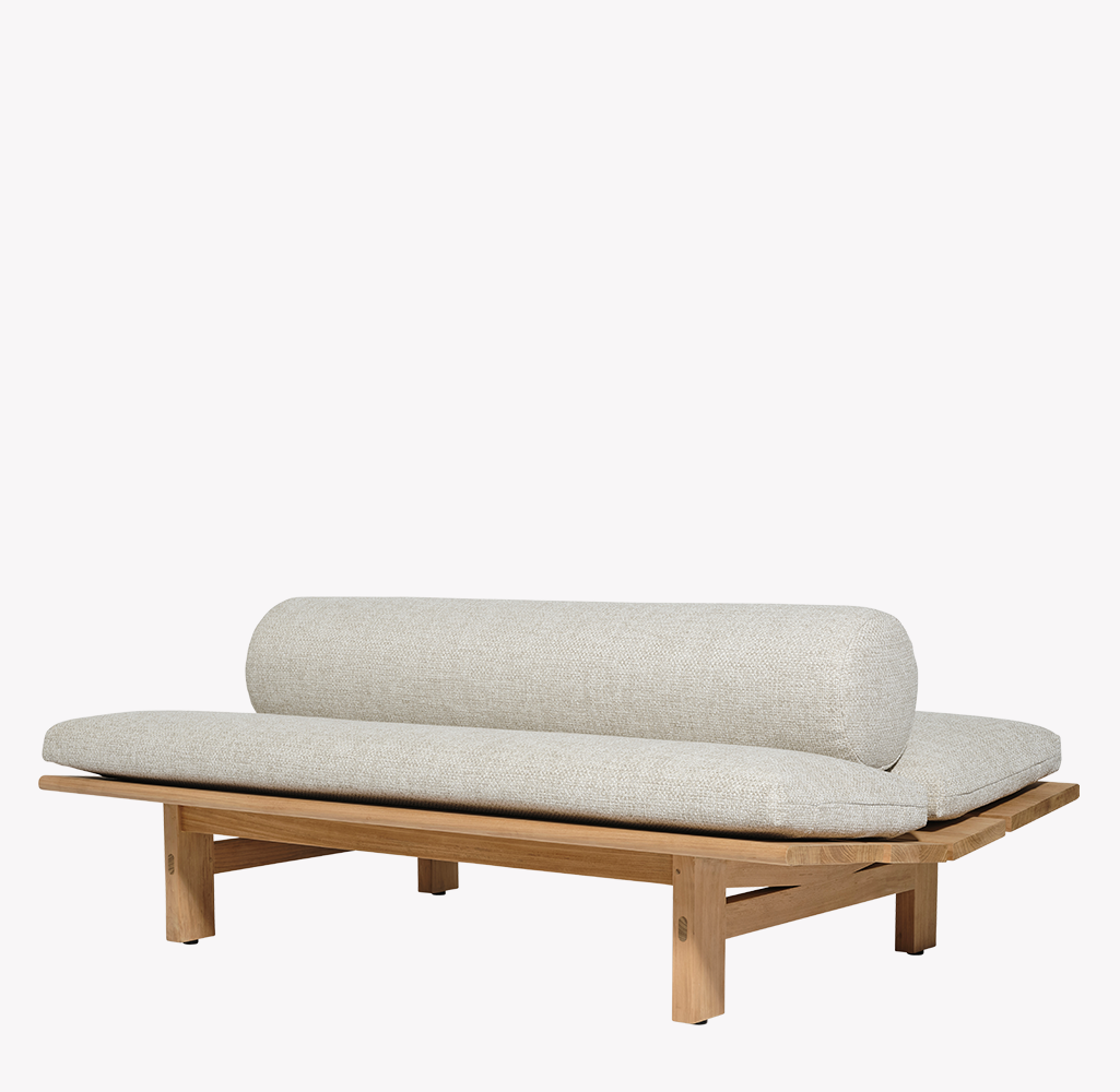 Utzon_GalleryBench_EcoOutdoor