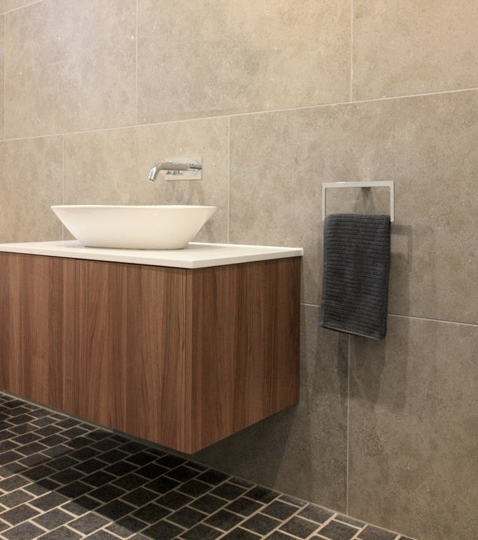 Bathroom EcoOutdoor FL Limestone Andorra 101 683x1024